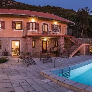 https://hacienda.primorje-gorskikotar.com