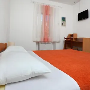  Appartement Apartman Bacvice